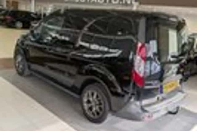 Ford Transit Connect (2014) thumbnail 3