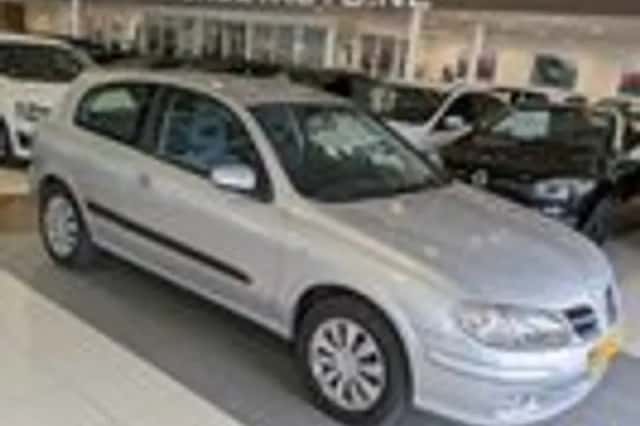 Nissan Almera (2000) thumbnail 1