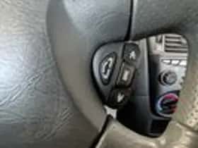 Nissan Almera (2000) thumbnail 13