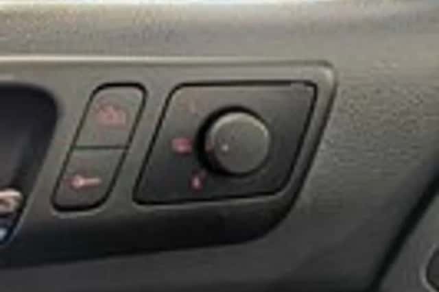 Volkswagen Polo (2006) thumbnail 12