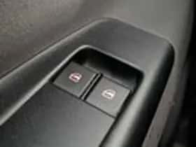 Volkswagen Polo (2006) thumbnail 13