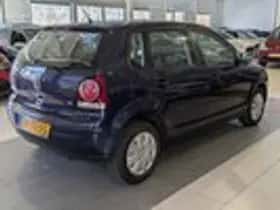 Volkswagen Polo (2006) thumbnail 4