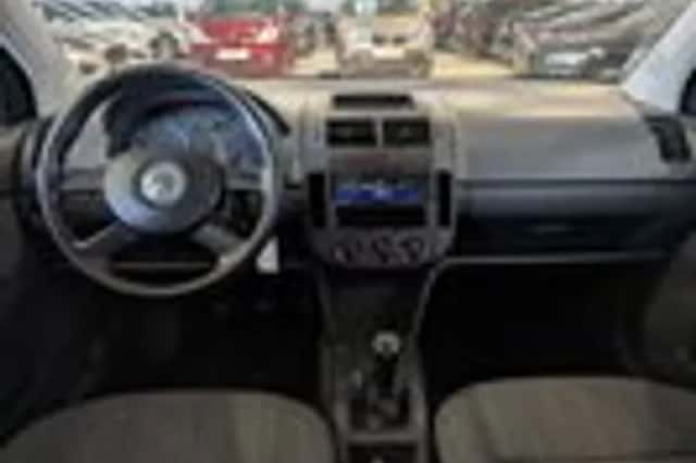 Volkswagen Polo (2006) thumbnail 9