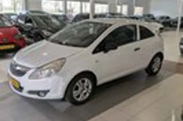 Opel Corsa (2009) thumbnail 2