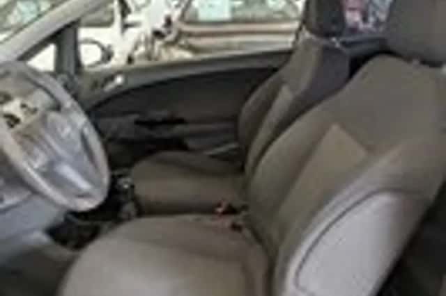 Opel Corsa (2009) thumbnail 6