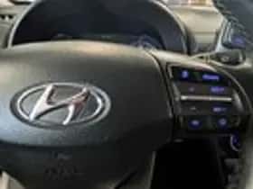 Hyundai Kona (2018) thumbnail 15