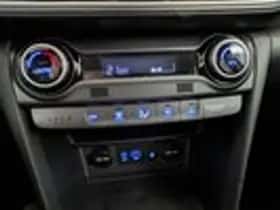 Hyundai Kona (2018) thumbnail 16