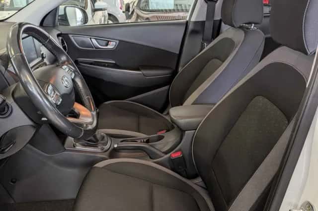Hyundai Kona (2018) thumbnail 6