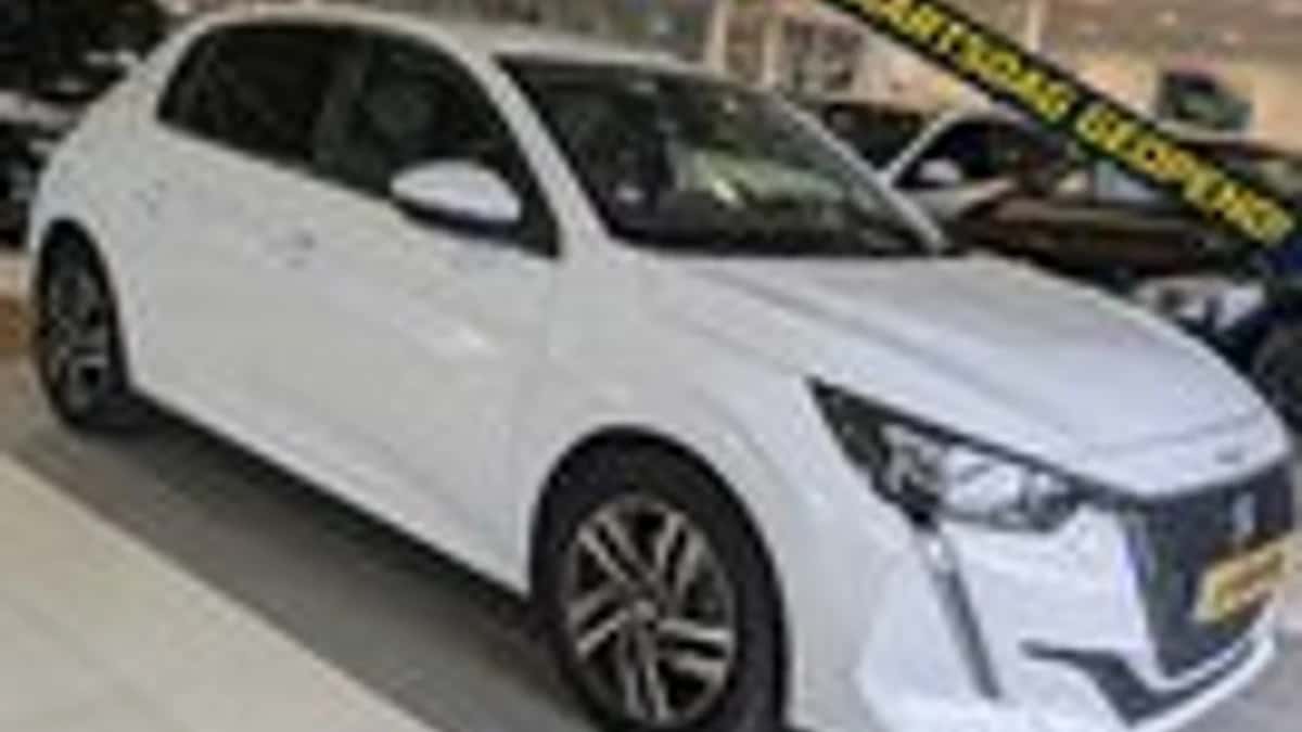 Peugeot 208 (2020) — foto 1