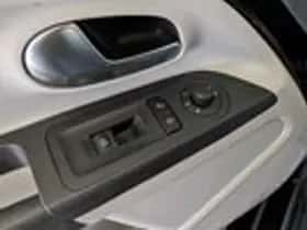 SEAT Mii (2012) thumbnail 12