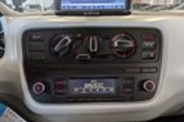 SEAT Mii (2012) thumbnail 13