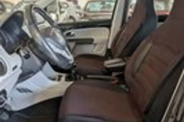 SEAT Mii (2012) thumbnail 6