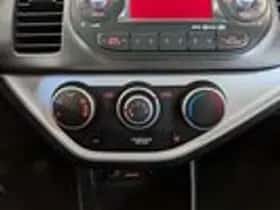 Kia Picanto (2011) thumbnail 13
