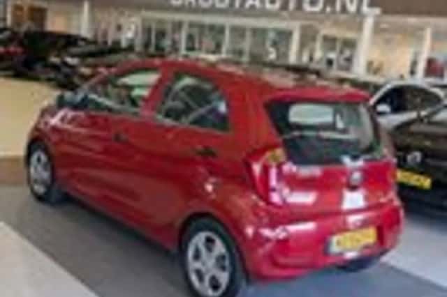 Kia Picanto (2011) thumbnail 3