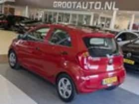 Kia Picanto (2011) thumbnail 3