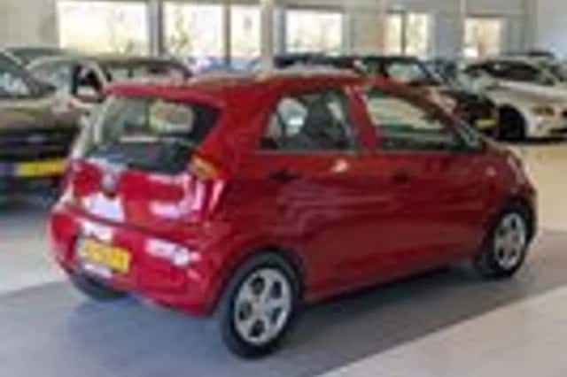 Kia Picanto (2011) thumbnail 4