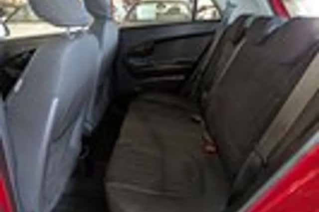 Kia Picanto (2011) thumbnail 7