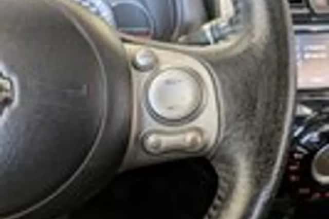Nissan Micra (2013) thumbnail 12