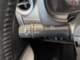Nissan Micra (2013) thumbnail 13