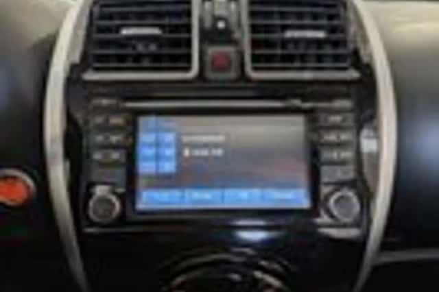 Nissan Micra (2013) thumbnail 16