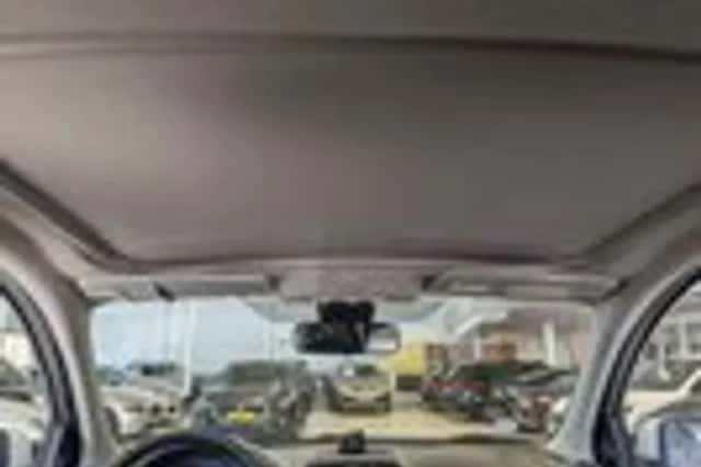 Nissan Micra (2013) thumbnail 22