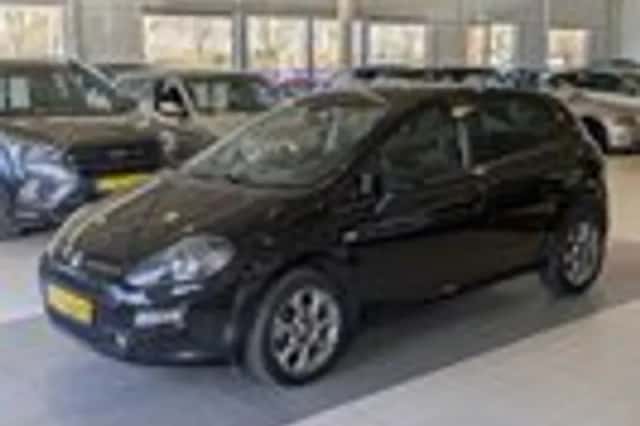 Fiat Punto (2016) thumbnail 2