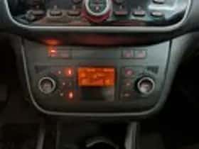 Fiat Punto (2016) thumbnail 14