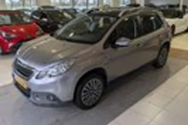 Peugeot 2008 (2015) thumbnail 2