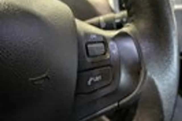 Peugeot 2008 (2015) thumbnail 14