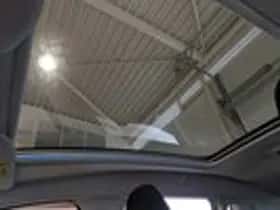 Peugeot 2008 (2015) thumbnail 21