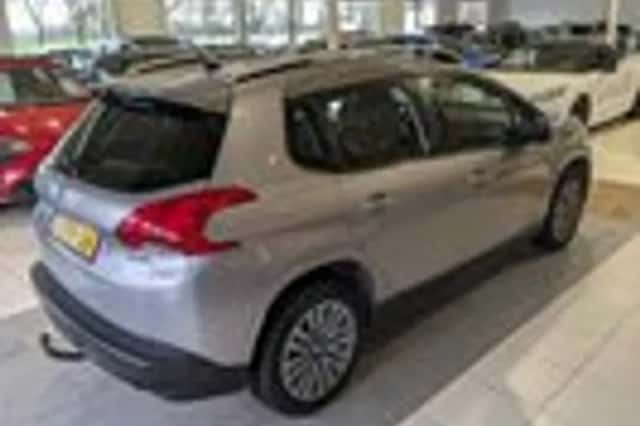 Peugeot 2008 (2015) thumbnail 4