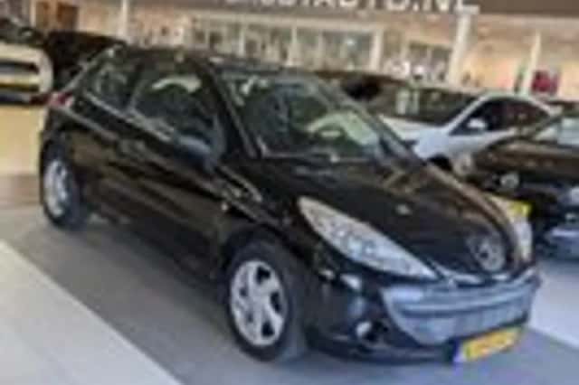Peugeot 206+ (2012)
