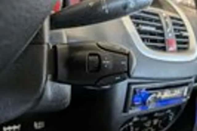Peugeot 206+ (2012) thumbnail 10