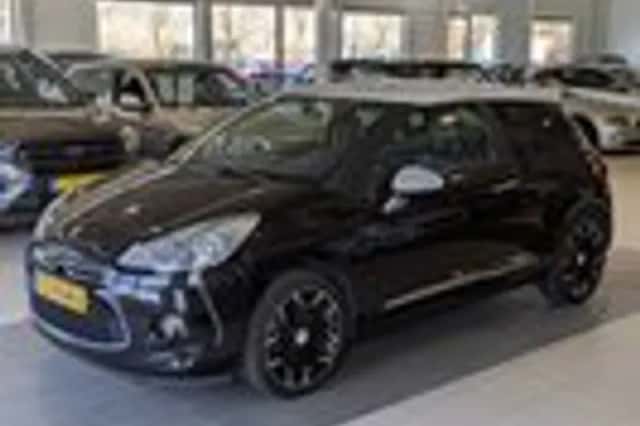 Citroën DS3 (2010) thumbnail 2