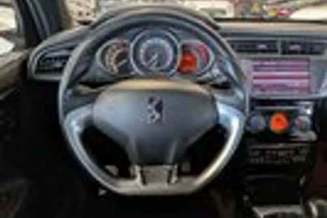Citroën DS3 (2010) thumbnail 10