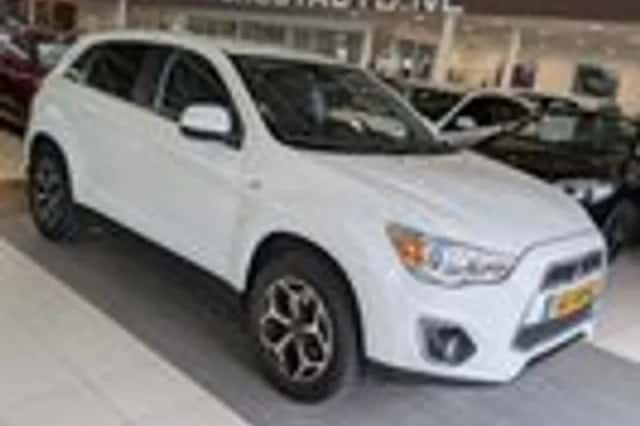 Mitsubishi ASX (2015) thumbnail 1