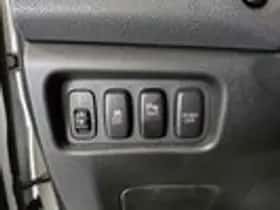 Mitsubishi ASX (2015) thumbnail 16