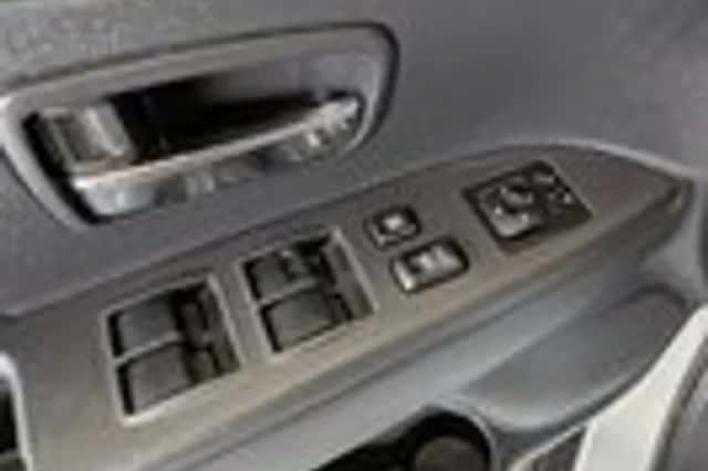 Mitsubishi ASX (2015) thumbnail 17