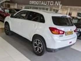 Mitsubishi ASX (2015) thumbnail 3