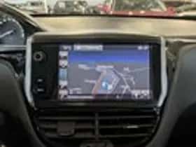 Peugeot 2008 (2016) thumbnail 19