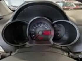 Kia Picanto (2012) thumbnail 11