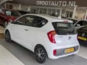 Kia Picanto (2012) thumbnail 3