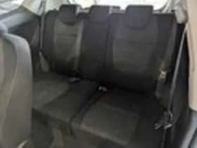 Kia Picanto (2012) thumbnail 7