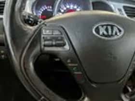 Kia Cee'd (2013) thumbnail 12