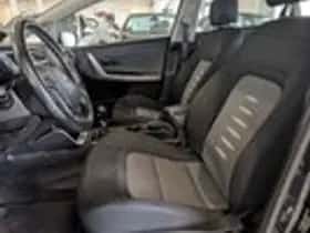 Kia Cee'd (2013) thumbnail 6