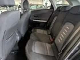 Kia Cee'd (2013) thumbnail 7