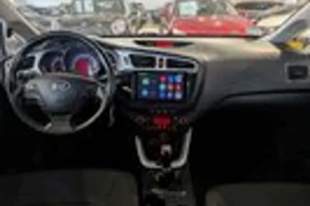 Kia Cee'd (2013) thumbnail 9