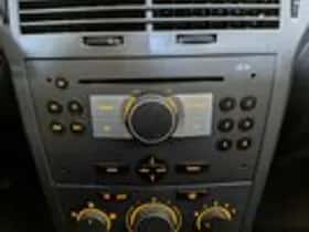 Opel Astra (2004) thumbnail 15