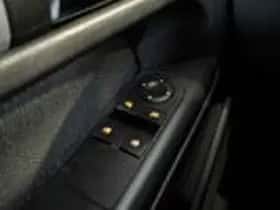 Opel Astra (2004) thumbnail 17