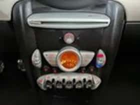 MINI Clubman (2007) thumbnail 16